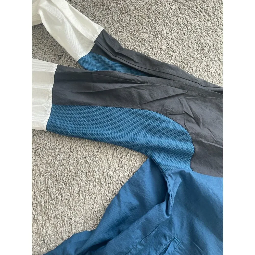 Nike Air Womens Valerian Jacket Running Sz XS Windbreaker Lightweight Outdoors